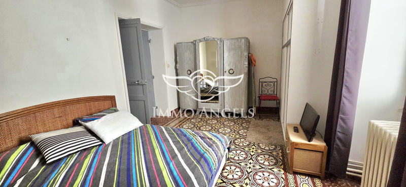 Mas - 554 m² - 26 pièces