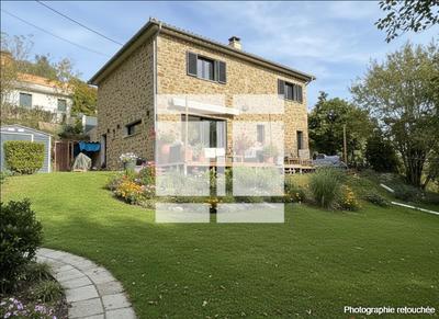 Maison - 148 m² - 5 pièces