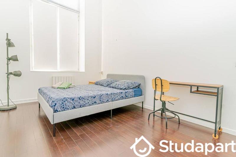 Chambre - 12 m² - 1 pièce