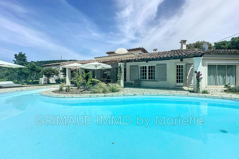 Villa - 197 m² - 6 pièces