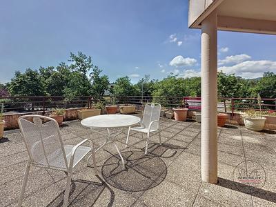 Appartement - 81 m² - 4 pièces