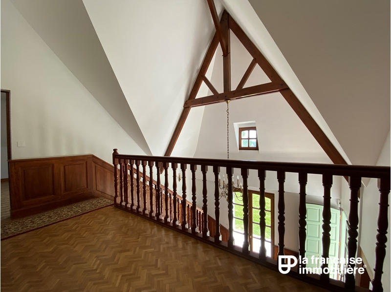 Maison - 182 m² - 6 pièces