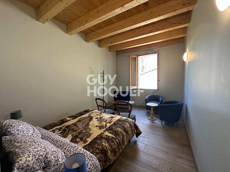 Maison de maîtres - 200 m² - 8 pièces