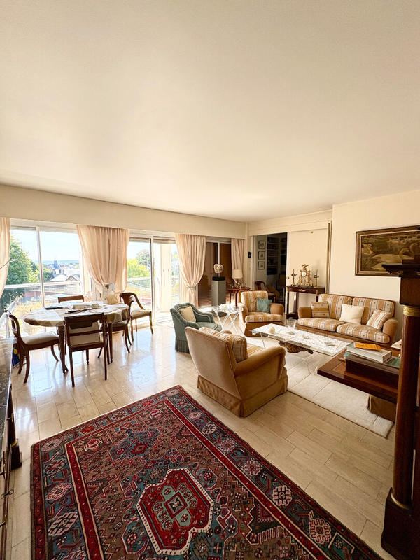 Appartement - 102 m² - 4 pièces