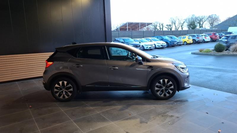 Renault Captur II techno E-Tech full hybrid 145