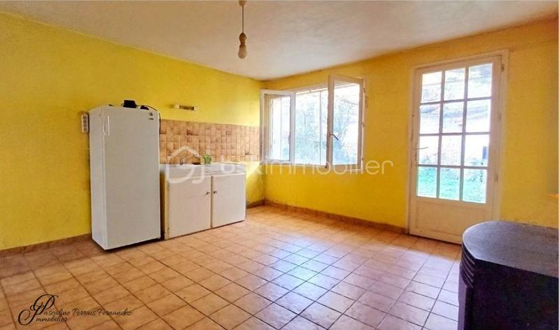 Maison de village - 85 m² - 3 pièces