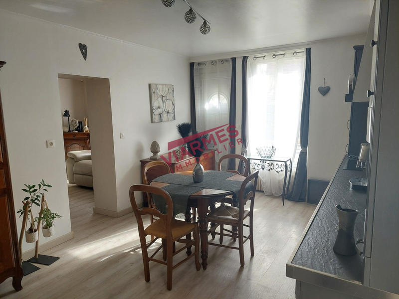 Maison - 95 m² - 4 pièces