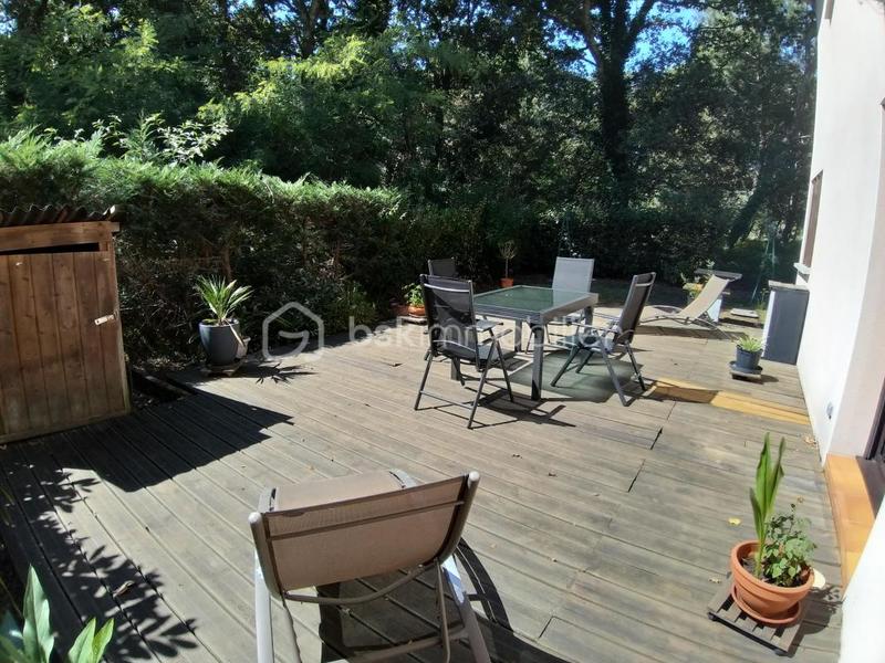 Maison traditionnelle - 170 m² - 6 pièces