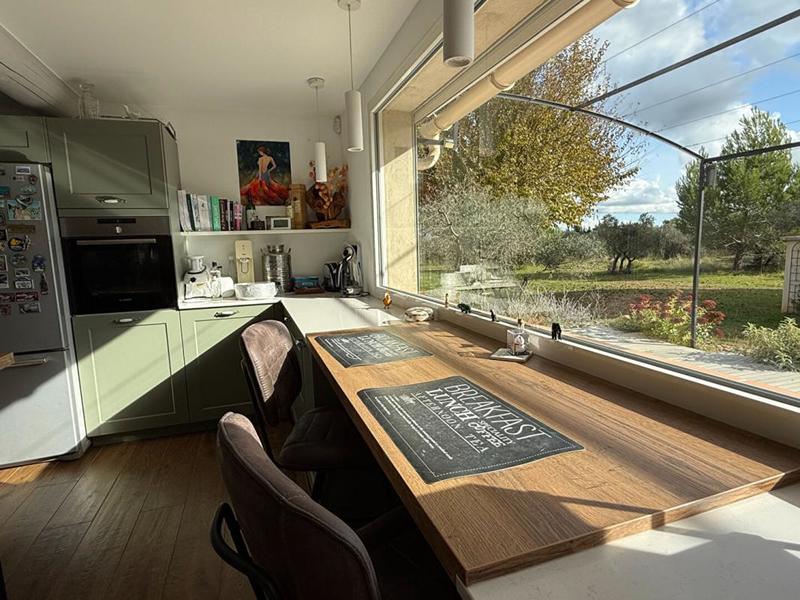 Maison - 198 m² - 7 pièces