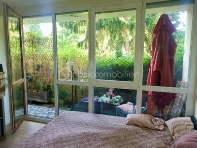 Appartement - 77 m² - 4 pièces