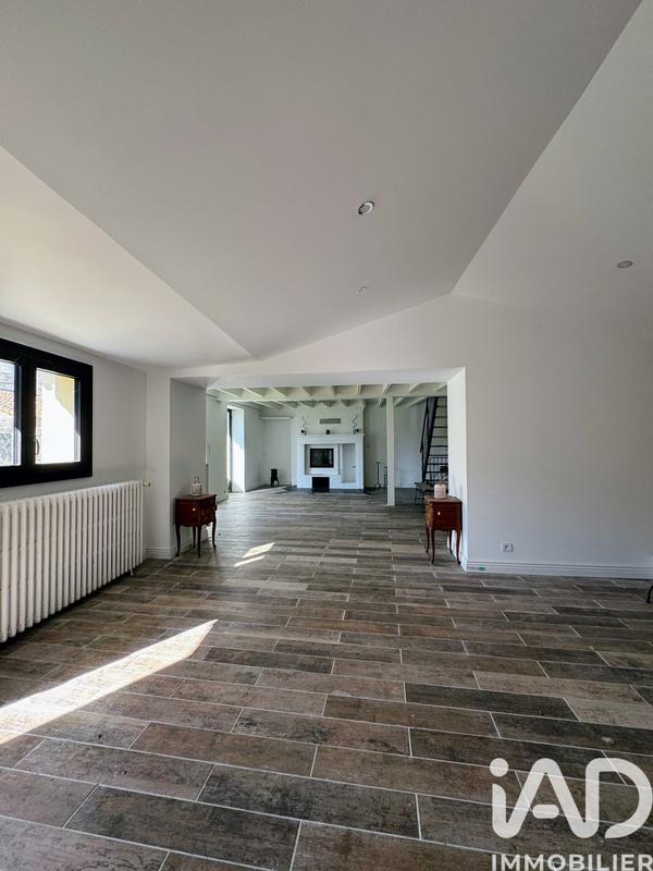 Maison - 159 m² - 6 pièces
