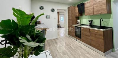 Maison de ville - 70 m² - 4 pièces