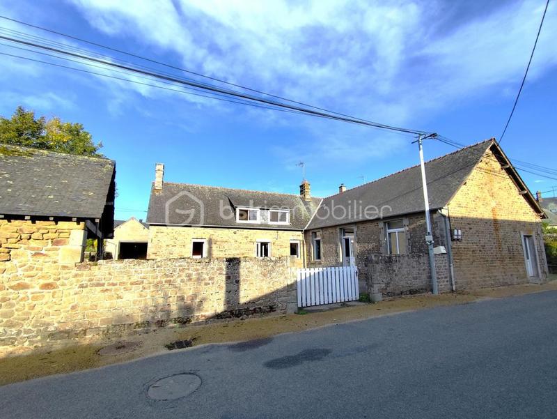 Maison - 113 m² - 9 pièces