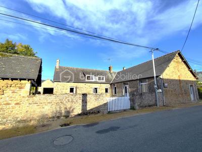 Maison - 113 m² - 9 pièces