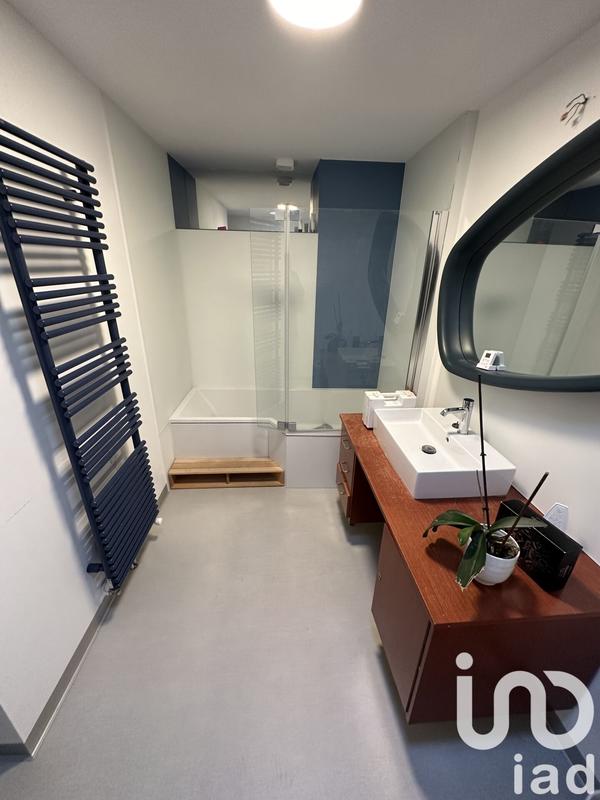 Maison - 270 m² - 11 pièces