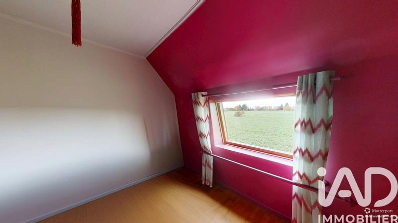 Maison - 180 m² - 8 pièces