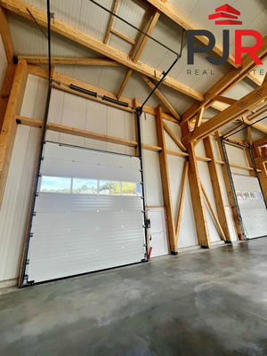 Local d'activités - 150 m²