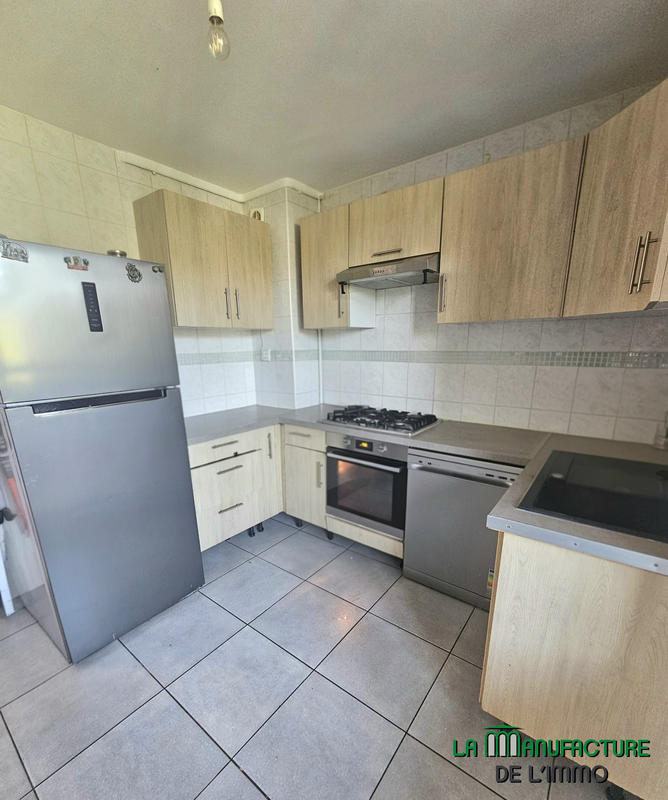 Appartement - 65 m² - 4 pièces