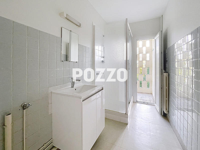 Appartement - 87 m² - 5 pièces