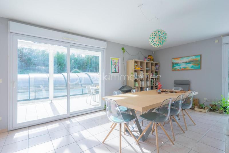 Maison traditionnelle - 110 m² - 4 pièces