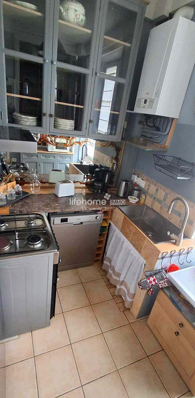 Villa - 185 m² - 6 pièces