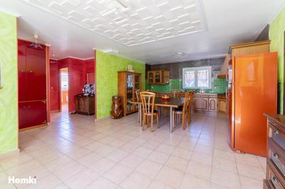 Villa - 80 m² - 4 pièces