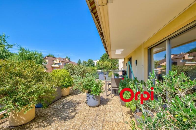 Appartement - 94 m² - 4 pièces