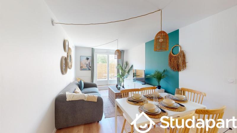 Chambre - 10 m² - 1 pièce