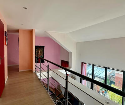 Loft - 169 m² - 5 pièces