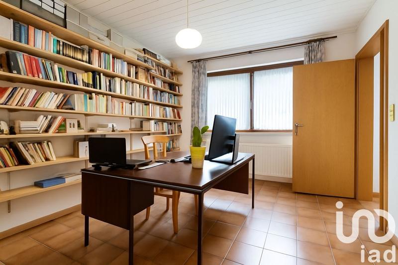 Maison - 245 m² - 10 pièces