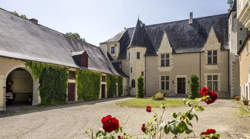 Manoir - 1 200 m² - 20 pièces