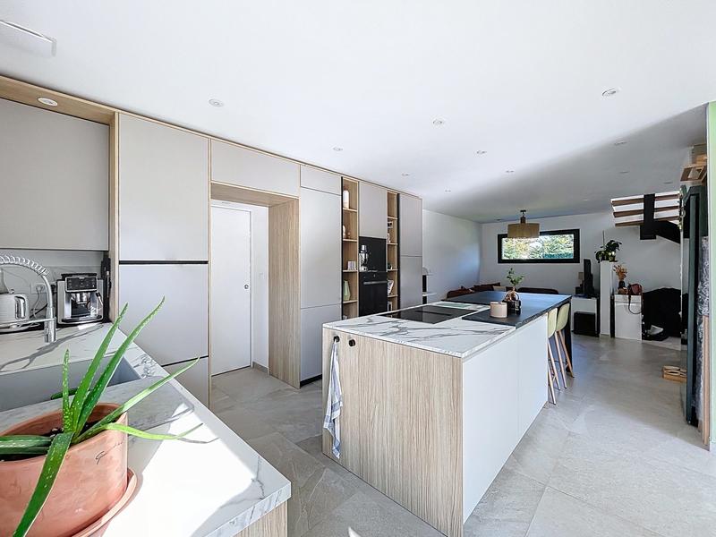 Maison - 120 m² - 4 pièces