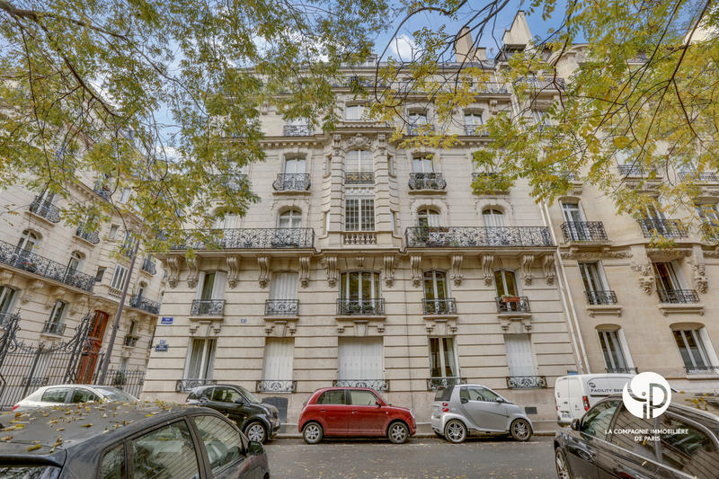 Appartement - 110 m² - 5 pièces