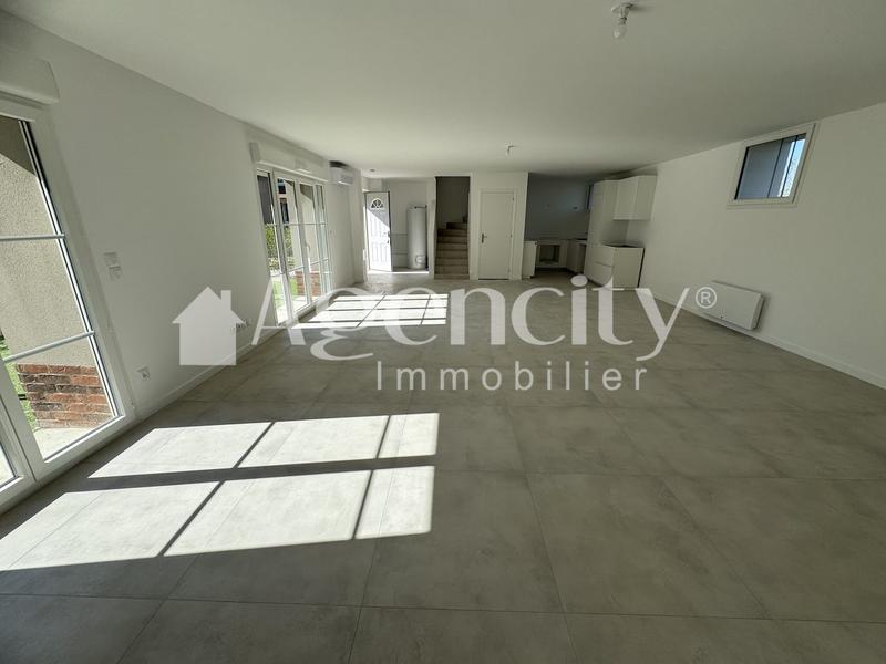 Maison - 138 m² - 5 pièces