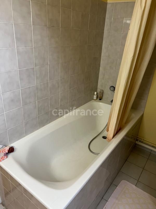 Maison - 135 m² - 7 pièces