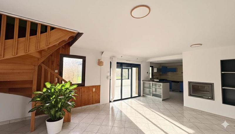Maison - 127 m² - 6 pièces