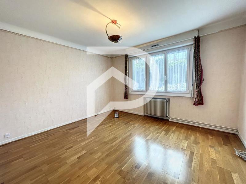 Appartement - 105 m² - 4 pièces