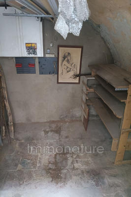 Parking / Garage - 10 m²