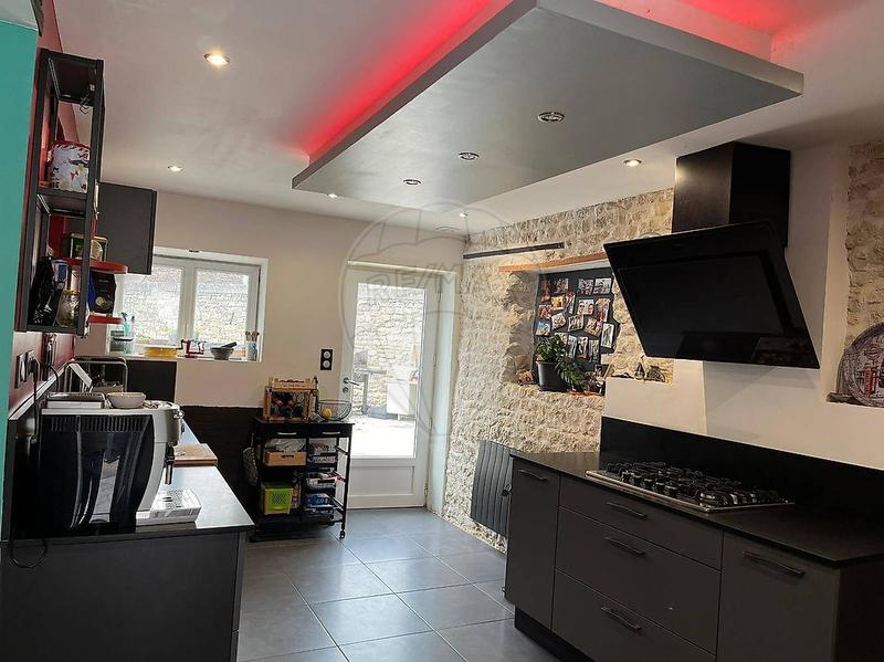 Maison - 148 m² - 6 pièces