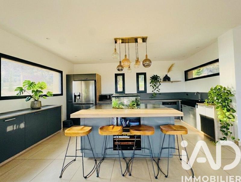 Maison de maîtres - 194 m² - 6 pièces