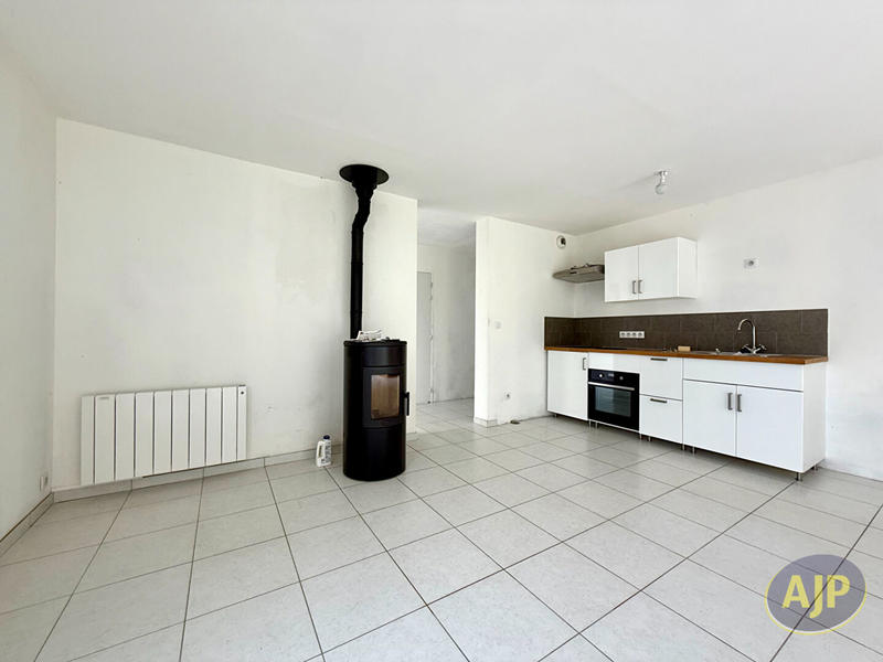 Maison - 84 m² - 4 pièces