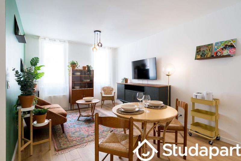 Chambre - 11 m² - 1 pièce