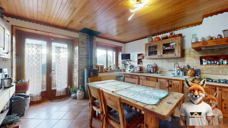 Maison - 265 m² - 13 pièces