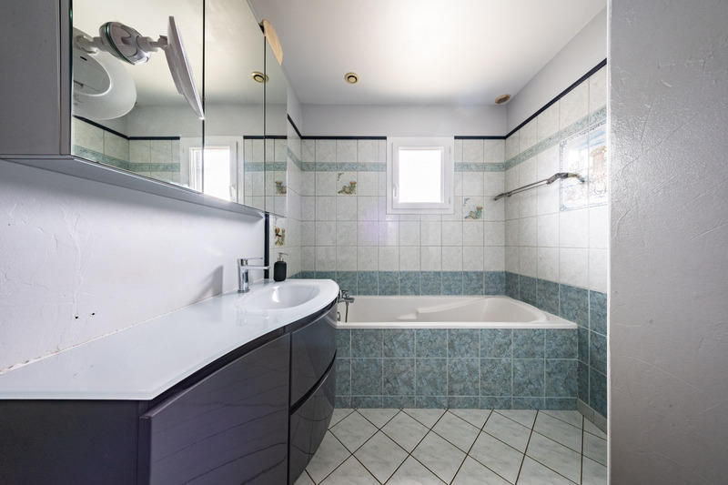 Maison - 105 m² - 5 pièces