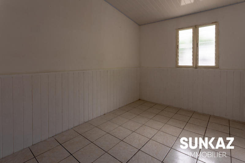 Maison - 83 m² - 5 pièces