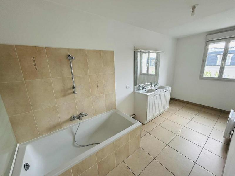 Penthouse - 108 m² - 3 pièces