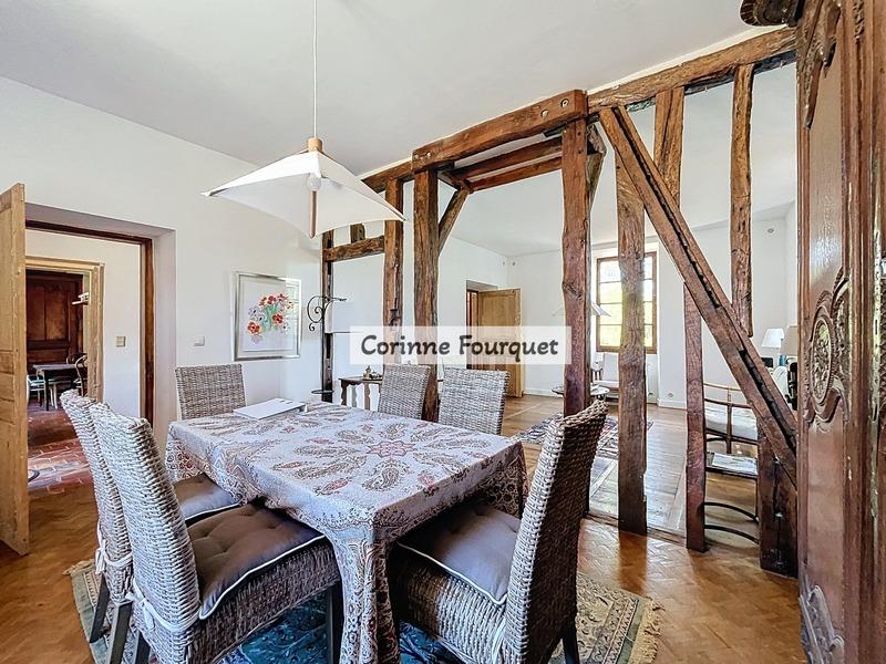 Maison - 267 m² - 8 pièces