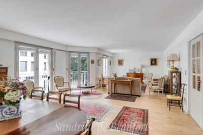 Appartement - 143 m² - 5 pièces