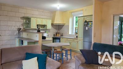 Maison - 301 m² - 11 pièces