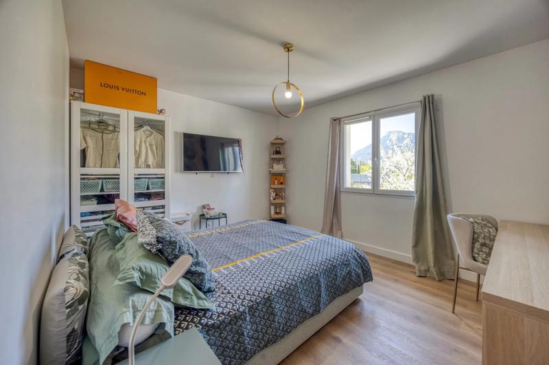 Maison - 114 m² - 6 pièces